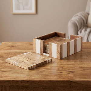 Posavasos Cuadrados de Madera con Incrustaciones de Hueso Rayado, Diseño Artesanal Moderno y Ecológico, Juego de Bases para Bebidas, Decoración de Mesa de Comedor - Product Image 1