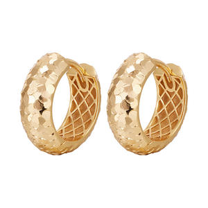 Juego de Pendientes de Plata de Ley 925 J&C - Pendientes Redondos con Diseño de Escamas de Dragón, Helado y Piña - Product Image 1