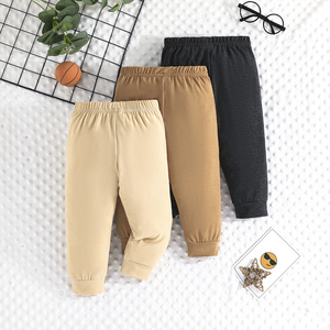 Conjunto de Tres Piezas de Pantalones Deportivos Casuales con Estampado de Letras para Niños, para Otoño - Product Image 2