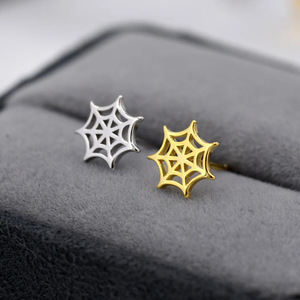 Eleganti Orecchini a Perno a Forma di Ragnatela, Stile Minimalista di Halloween, Gioielli alla Moda per Donna, Accessorio Chic per Feste, Regalo - Product Image 6