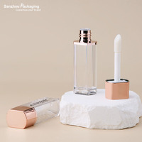 Forme unique bouteille en PETG tube de brillant à lèvres fond de teint liquide vide bouteille de brillant à lèvres avec grand pinceau personnalisé 10ml