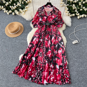 Vestido largo con cuello en V de estilo étnico para mujer, estampado de gasa plisado, decoración de encaje informal, estilo dulce, boutiques gratis - Product Image 1