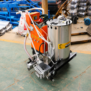 Machine de marquage routier commerciale à mastic thermofusible GPL 5,5 CV pour l'entretien des autoroutes et la rénovation des lignes thermoplastiques - Product Image 1