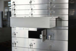 Puerta <span class=keywords><strong>de</strong></span> Seguridad Ignífuga y Resistente para Cárceles, Construcción <span class=keywords><strong>de</strong></span> Acero Pesado <span class=keywords><strong>de</strong></span> 10 mm <span class=keywords><strong>de</strong></span> Espesor, Tamaño Personalizado, Cerradura Electrónica Digital con Huella Dactilar y Llave - Product Image 2