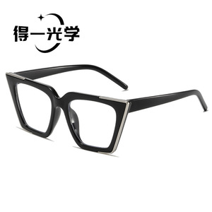 กรอบแว่นตาแบบ Cat Eye ป้องกันแสงสีฟ้า เลนส์ PC แบบเต็มกรอบ สำหรับทุกเพศ - Product Image 4