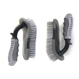 Brosse de nettoyage pour voiture NIKO Factory, en PVC, pour nettoyer les pneus - Product Image 1