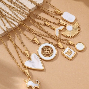 Collar Coreano de Acero Inoxidable con Colgante, Elegante Collar de Oro Sólido de 14K para Mujeres y Niñas - Product Image 1