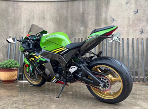 Moto Kawasaki <span class=keywords><strong>ZX</strong></span> <span class=keywords><strong>10R</strong></span> <span class=keywords><strong>Ninja</strong></span> Streetbike avec ABS et moteur sans balais, prête à être expédiée, produit d'occasion - Product Image 4
