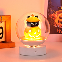 Projecteur de lumière RVB 3D rechargeable en forme de tête de citrouille pour enfants, idéal pour Halloween