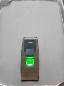 Lettore di impronte digitali per schede controllo di accesso biometrico in acciaio inossidabile strisciare tutto in uno riconoscimento di impronte digitali impermeabile IC/ID Card - Product Image 6