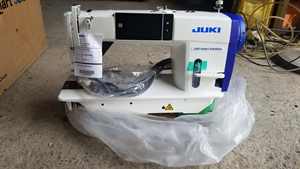 Nouvelle machine à coudre à point noué Juki9000c Singer en bon état - Product Image 3