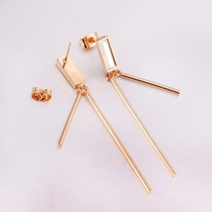 Pendientes Largos de Acero Inoxidable con Baño de Oro PVD de 18K, Elegantes y Populares, con Circonita Rectangular, para Mujer - Product Image 3