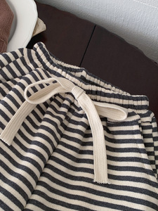 2025 primavera autunno <span class=keywords><strong>pantaloni</strong></span> larghi in cotone Multi-metro Casual da ragazza con <span class=keywords><strong>pantaloni</strong></span> a righe stringati alla moda - Product Image 4