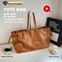 Tas Tote Kulit PU Mewah Anti Air untuk Olahraga, Kapasitas Besar, Ringan, dengan Tali Serut dan Cetakan Huruf 3 Warna, Dilengkapi Dompet Gratis
