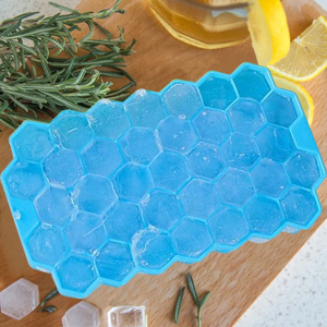 <span class=keywords><strong>Bac</strong></span> à glaçons en <span class=keywords><strong>silicone</strong></span> avec couvercles amovibles 37 grilles Moule à glace créatif en nid d'abeille Facile à bricoler Outils de fabrication de crème glacée à usage domestique - Product Image 6