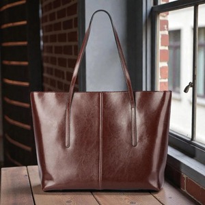 Indian Exporter Leather <b>Shoulder</b> Bag For Ladies With Adjustable <b>Strap</b> And Modern Styling Available In Bulk Quantity - Product Image 2