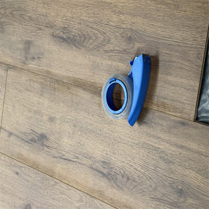 Elesgo-Suelo laminado de diseño moderno de 8mm de espesor AC4, resistente al desgaste para hoteles AC5 + - Product Image 5