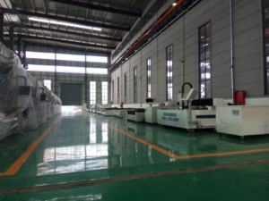 Máquina de corte por láser de fibra de alta precisión 3015 Anhui <span class=keywords><strong>Yawei</strong></span> para metal refrigerado por agua compatible con gráfico AI para corte de chapa - Product Image 6