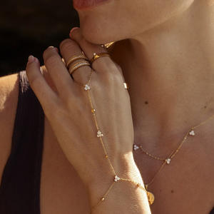 Bracelet de doigt 2026 pour femme, bijoux en acier inoxydable plaqué or, bracelets tendance en cristal, boîte mystère pas chère, vente en gros - Product Image 4