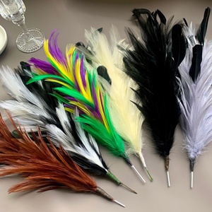 Plumes <span class=keywords><strong>de</strong></span> <span class=keywords><strong>coq</strong></span> naturelles, teintes et lavées, avec fil métallique, <span class=keywords><strong>pour</strong></span> la fabrication <span class=keywords><strong>de</strong></span> fleurs, vente en gros, coiffes, bandeaux et costumes <span class=keywords><strong>de</strong></span> spectacle - Product Image 2