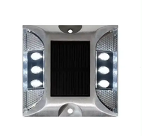 Ip68 sécurité routière réflecteurs en aluminium yeux de chat marqueur de chaussée étanche solaire Led oeil de chat goujons de route