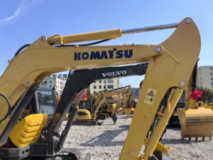 Mini-excavatrice sur chenilles d'occasion Komatsu PC55MR 5,5T, fabriquée au Japon, pour moteur, engrenages, petit tracteur, pelle, certifiée CE allemande - Product Image 6