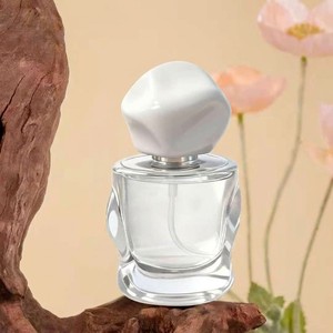 Stolen Kiss Eau de Toilette Lactée Fruitée Florale Longue Durée Parfum Léger Niche pour Femme - Product Image 2