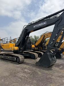 Excavatrice d'occasion Hyundai 305LC-9S, pelle sur chenilles de 30 tonnes, pour travaux de construction lourds, avec peu d'heures de fonctionnement, pour l'exploitation minière, avec certifications CE et EPA - Product Image 4