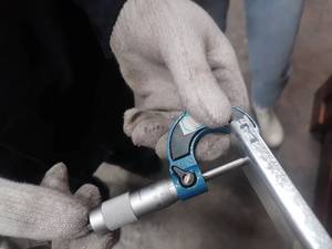 亜鉛メッキ鋼製乾式壁スタッド軽量鉄骨フレーム（乾式壁鉄骨構造用トラック、標準乾式壁亜鉛メッキ鋼製トラック用） - Product Image 5