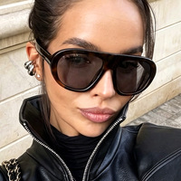 QiangYu 5666 Lunettes de soleil papillon pour femme, élégantes et polyvalentes, monture intégrale, sensation haut de gamme, protection UV400