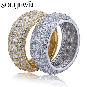 Anillo Souljewel Iced Out Eternity Band <span class=keywords><strong>de</strong></span> 5 Filas con Circonitas Pavé, Estilo Hip Hop para Hombre y Mujer, Chapado en Oro <span class=keywords><strong>de</strong></span> 14K, Accesorio <span class=keywords><strong>de</strong></span> Lujo para Streetwear - Product Image 5