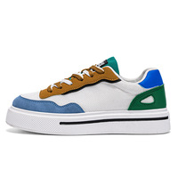 Chaussures pour hommes, nouvelles baskets basses décontractées de sport, respirantes, en maille, à lacets, blanches, à semelle épaisse, augmentant la taille, en tissu PVC