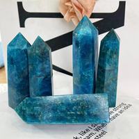 Vente en gros de tours de cristal d'apatite bleue naturelle pour la guérison, la méditation, la décoration intérieure et les cadeaux