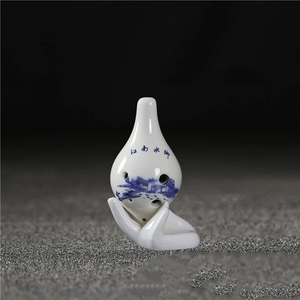 Ocarina en porcelaine bleue et blanche à 6 trous en forme de goutte d'eau, instrument de musique folklorique, cadeau souvenir, vente en gros - Product Image 4