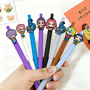 Stylo à bille rétractable <span class=keywords><strong>en</strong></span> <span class=keywords><strong>gros</strong></span>, mignon, couleur crème macaron, avec breloques PVC 2D, encre noire fluide 1,0 mm, pour fournitures scolaires et de <span class=keywords><strong>bureau</strong></span> - Product Image 1