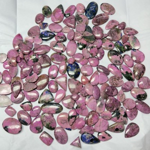 Fournisseur indien de cabochon en quartz rhodonite naturel, pierres précieuses rondes/ovales en vrac pour la fabrication de bracelets et de colliers! En vente! - Product Image 2