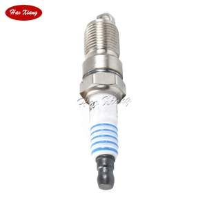 Haoxang SP479 AGSF22WM Auto resistance Iridium Platinum Bujias Car Spark Plugs For <span class=keywords><strong>Ford</strong></span> E-150 E-250 F-150 5.4L 6.8L - Product Image 1
