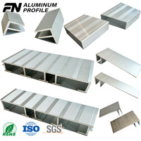 Profils de cadre d'échelle en aluminium extrudé, anti-corrosion, durables, profil en aluminium personnalisé pour échelles, profils en aluminium
