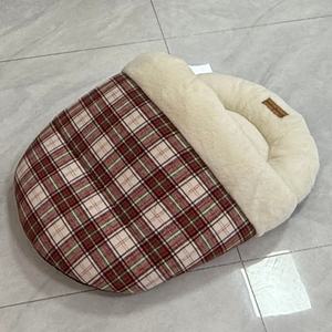 ETRIP <span class=keywords><strong>PET</strong></span> Großhandel Luxuriöses Super Niedliches Haustierbett Geeignetes Warmes Geschlossenes und Sicheres Haustierbett für den Winter - Product Image 4