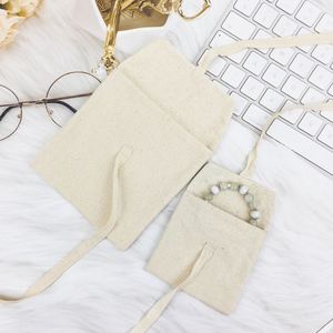 Pochette enveloppe à rabat en coton biologique réutilisable avec logo personnalisé, recyclable, pour emballage de chaussettes, montres, vêtements et cadeaux - Product Image 4