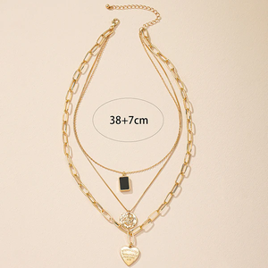 Collier portrait de femme vintage tendance pendentif en forme de cœur en or de haute qualité avec chaînes en alliage superposées mariages perle diamant - Product Image 4