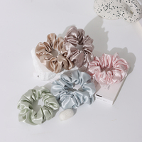 Set Scrunchie Sutra Mulberry 4cm 22momme Berkualitas Tinggi dengan Label dan Kemasan Khusus