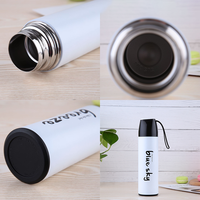 Bouteille d'eau isotherme sous vide 500 ml en SUS304 avec cordon de transport – Achat en gros sur mesure de qualité supérieure pour les professionnels haut de gamme