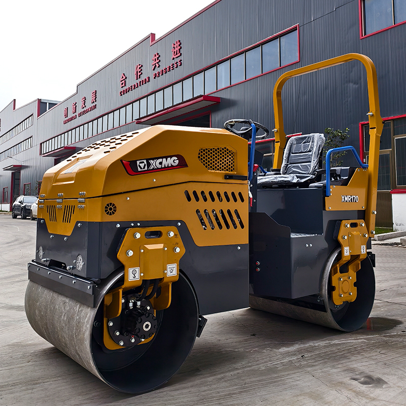 Spot Supply XCMG XMR170 Road Roller