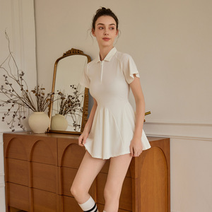 Robe de tennis décontractée pour femme avec logo personnalisé, col polo mi-zippé, respirante, légère, coupe ajustée, tenue de golf et de pickleball pour l'extérieur - Product Image 3