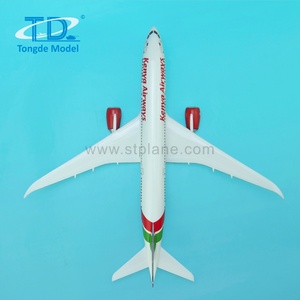 Modèle d'<span class=keywords><strong>avion</strong></span> en résine <span class=keywords><strong>Kenya</strong></span> Airways B787, 32 cm, échelle 1/200, cadeaux d'entreprise personnalisables - Product Image 3