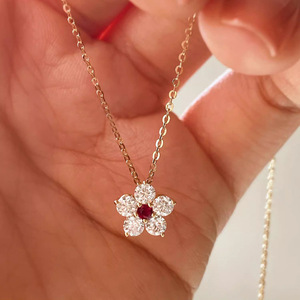 Bijoux exquis de haute qualité S925 argent or Vermail blanc rouge CZ fleur pendentif colliers pour femmes - Product Image 1