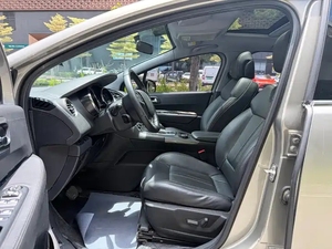 <span class=keywords><strong>Peugeot</strong></span> <span class=keywords><strong>3008</strong></span> d'<span class=keywords><strong>occasion</strong></span> 2019 350THP Automatique Édition Elite SUV Compact <span class=keywords><strong>Essence</strong></span> 1.6T 167ch R17 avec Toit Ouvrant - Product Image 6