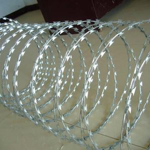 Alambre de púas de acero al carbono galvanizado en caliente BTO-22 CBT65 para protección - Product Image 1