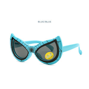 Nouvelles lunettes de soleil pour enfants <span class=keywords><strong>Spiderman</strong></span> Lunettes de soleil de protection UV Lunettes de style de personnalité de dessin animé pour bébé à la mode - Product Image 2